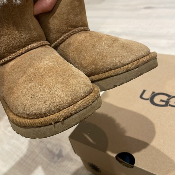 UGG Mini Bailey Bow II toddler size 10 Chestnut - Picture 8 of 9